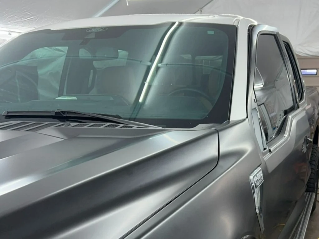  vehicle wrapping