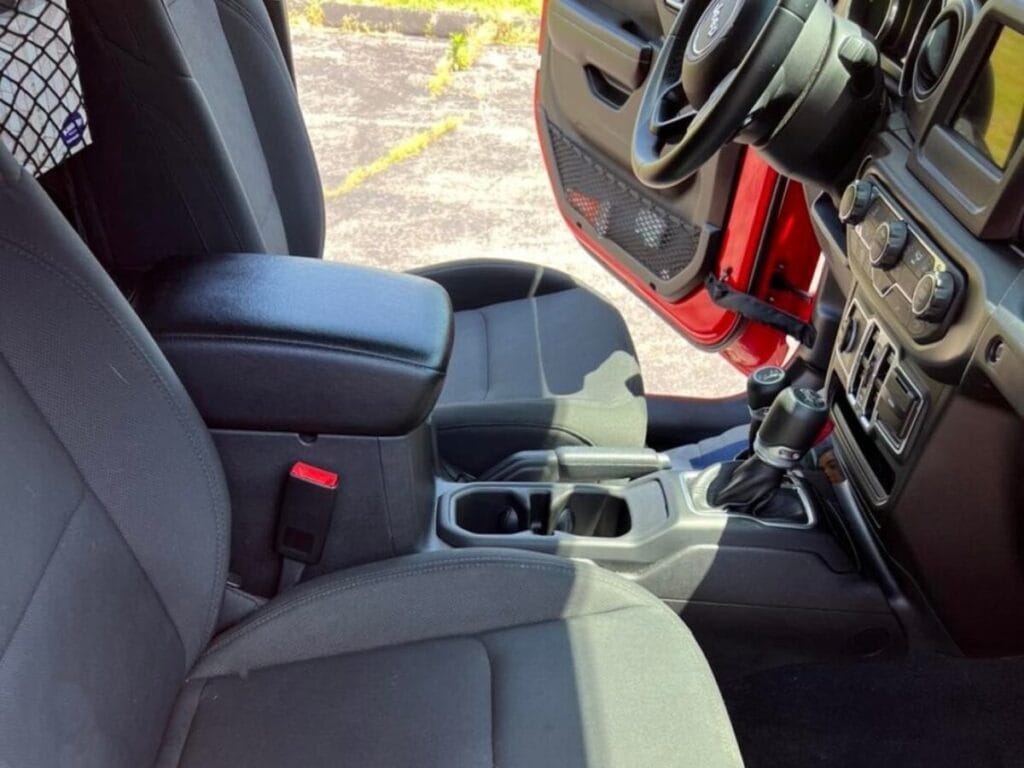 what does auto detailing mean