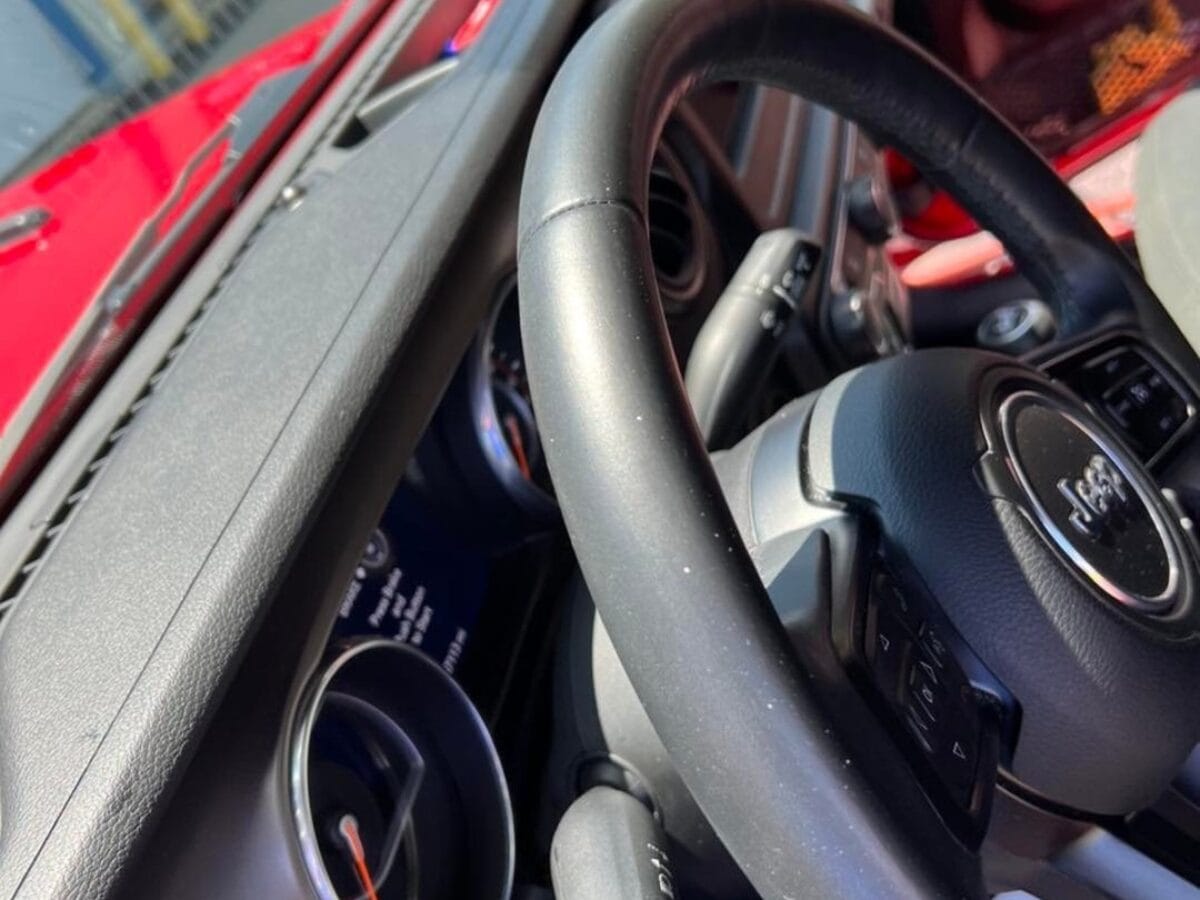 what does auto detailing mean